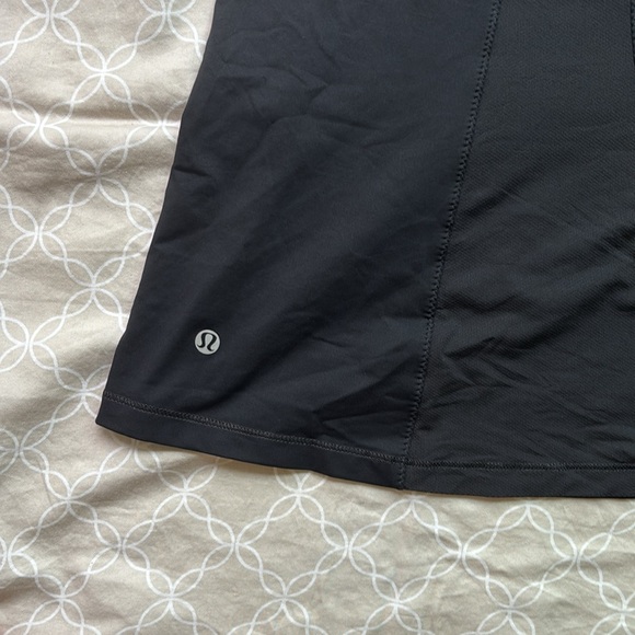 Lululemon cross back tank 6 - Picture 3 of 4